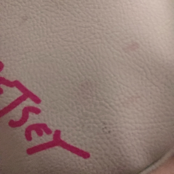 Betsey Johnson Bear with Glasses wristlet - Picture 4 of 6